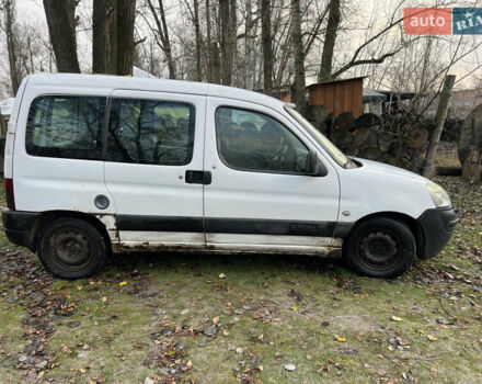 Белый Ситроен Берлинго, объемом двигателя 1.9 л и пробегом 200 тыс. км за 1950 $, фото 1 на Automoto.ua