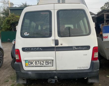 Белый Ситроен Берлинго, объемом двигателя 2 л и пробегом 210 тыс. км за 3300 $, фото 1 на Automoto.ua