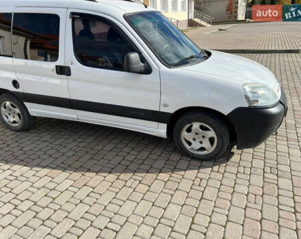 Ситроен Берлинго 2006 в Стрые на Automoto.ua Белый Ситроен Берлинго, объемом двигателя 1.9 л и пробегом 246 тыс. км за 4100 $, фото 25 на Automoto.ua