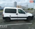Белый Ситроен Берлинго, объемом двигателя 1.4 л и пробегом 443 тыс. км за 2700 $, фото 1 на Automoto.ua