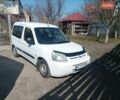 Белый Ситроен Берлинго, объемом двигателя 1.9 л и пробегом 429 тыс. км за 3500 $, фото 1 на Automoto.ua