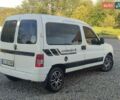 Белый Ситроен Берлинго, объемом двигателя 2 л и пробегом 370 тыс. км за 2600 $, фото 13 на Automoto.ua