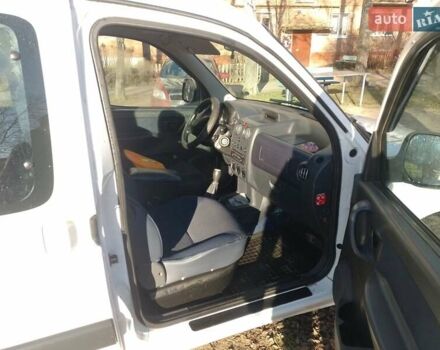 Белый Ситроен Берлинго, объемом двигателя 1.59 л и пробегом 273 тыс. км за 4700 $, фото 9 на Automoto.ua