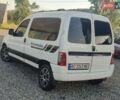 Белый Ситроен Берлинго, объемом двигателя 2 л и пробегом 370 тыс. км за 2600 $, фото 5 на Automoto.ua