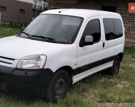 Ситроен Берлинго 2006 в Львове на Automoto.ua Белый Ситроен Берлинго, объемом двигателя 1.36 л и пробегом 302 тыс. км за 3400 $, фото 4 на Automoto.ua