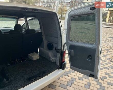 Белый Ситроен Берлинго, объемом двигателя 2 л и пробегом 345 тыс. км за 2999 $, фото 13 на Automoto.ua