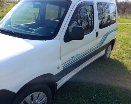 Білий Сітроен Берлінго, об'ємом двигуна 1.4 л та пробігом 185 тис. км за 2700 $, фото 7 на Automoto.ua