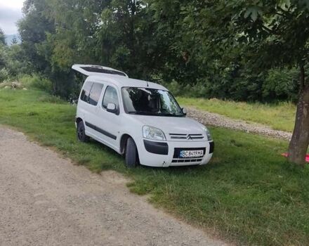 Сітроен Берлінго 2006 у Львові на Automoto.ua Білий Сітроен Берлінго, об'ємом двигуна 1.56 л та пробігом 285 тис. км за 4700 $, фото 5 на Automoto.ua