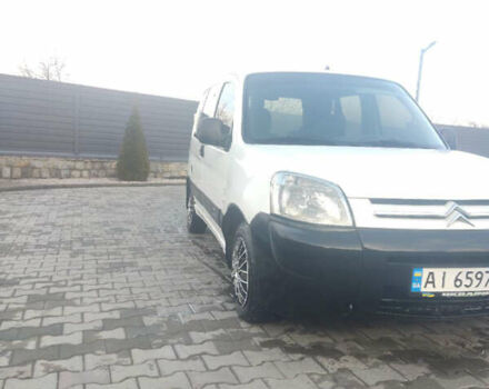 Белый Ситроен Берлинго, объемом двигателя 1.36 л и пробегом 280 тыс. км за 3000 $, фото 10 на Automoto.ua