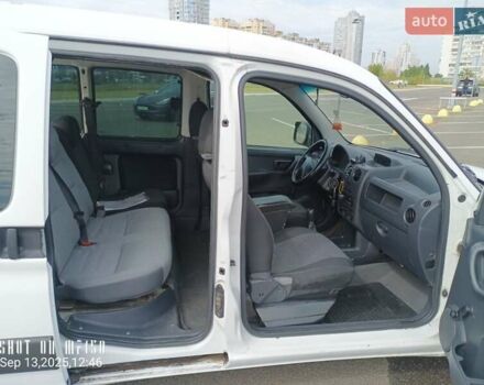 Белый Ситроен Берлинго, объемом двигателя 1.4 л и пробегом 443 тыс. км за 2700 $, фото 8 на Automoto.ua