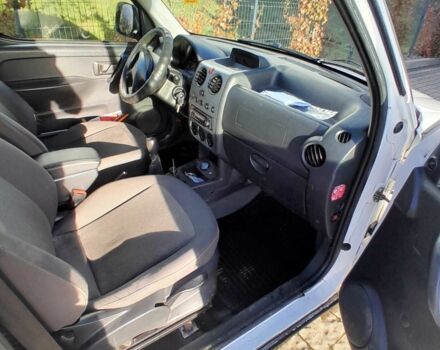 Білий Сітроен Берлінго, об'ємом двигуна 1.4 л та пробігом 305 тис. км за 2800 $, фото 10 на Automoto.ua