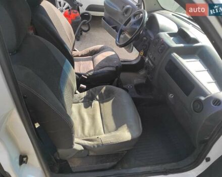 Белый Ситроен Берлинго, объемом двигателя 1.36 л и пробегом 79 тыс. км за 3200 $, фото 8 на Automoto.ua