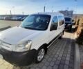Білий Сітроен Берлінго, об'ємом двигуна 1.4 л та пробігом 305 тис. км за 2800 $, фото 1 на Automoto.ua