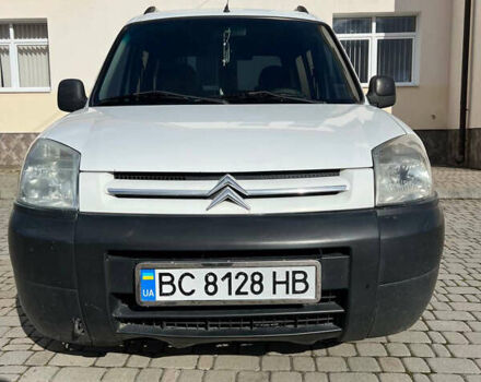 Ситроен Берлинго 2006 в Стрые на Automoto.ua Белый Ситроен Берлинго, объемом двигателя 1.9 л и пробегом 246 тыс. км за 4100 $, фото 18 на Automoto.ua