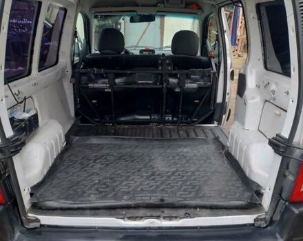 Белый Ситроен Берлинго, объемом двигателя 2 л и пробегом 235 тыс. км за 4100 $, фото 20 на Automoto.ua