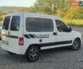 Белый Ситроен Берлинго, объемом двигателя 2 л и пробегом 370 тыс. км за 2600 $, фото 11 на Automoto.ua
