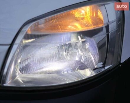 Белый Ситроен Берлинго, объемом двигателя 1.6 л и пробегом 260 тыс. км за 3300 $, фото 6 на Automoto.ua