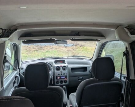 Білий Сітроен Берлінго, об'ємом двигуна 2 л та пробігом 256 тис. км за 4200 $, фото 2 на Automoto.ua