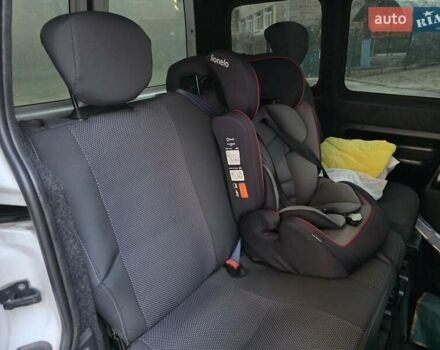 Білий Сітроен Берлінго, об'ємом двигуна 1.56 л та пробігом 294 тис. км за 2900 $, фото 13 на Automoto.ua