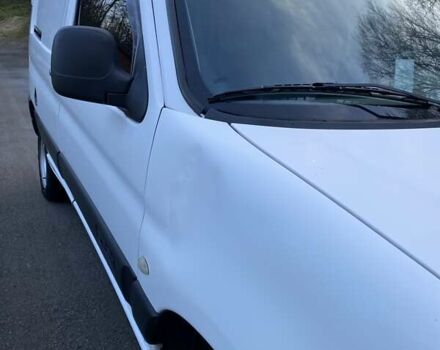 Белый Ситроен Берлинго, объемом двигателя 1.6 л и пробегом 182 тыс. км за 3350 $, фото 3 на Automoto.ua