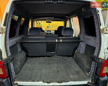 Белый Ситроен Берлинго, объемом двигателя 1.6 л и пробегом 260 тыс. км за 3300 $, фото 23 на Automoto.ua