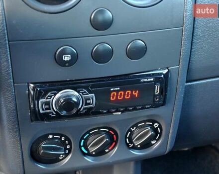 Белый Ситроен Берлинго, объемом двигателя 1.4 л и пробегом 280 тыс. км за 3600 $, фото 27 на Automoto.ua