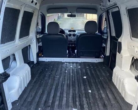 Белый Ситроен Берлинго, объемом двигателя 1.6 л и пробегом 182 тыс. км за 3350 $, фото 9 на Automoto.ua