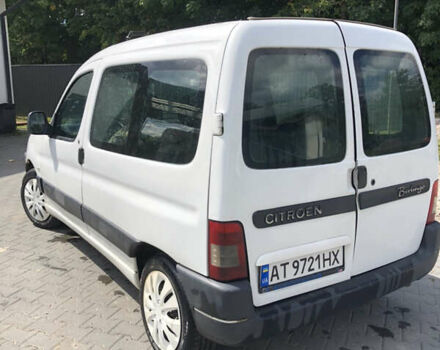 Белый Ситроен Берлинго, объемом двигателя 1.6 л и пробегом 227 тыс. км за 2200 $, фото 2 на Automoto.ua