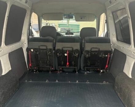 Білий Сітроен Берлінго, об'ємом двигуна 1.6 л та пробігом 321 тис. км за 4150 $, фото 7 на Automoto.ua