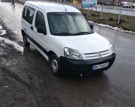 Белый Ситроен Берлинго, объемом двигателя 1.6 л и пробегом 265 тыс. км за 3500 $, фото 5 на Automoto.ua