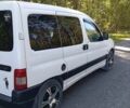 Білий Сітроен Берлінго, об'ємом двигуна 1.6 л та пробігом 250 тис. км за 4100 $, фото 1 на Automoto.ua