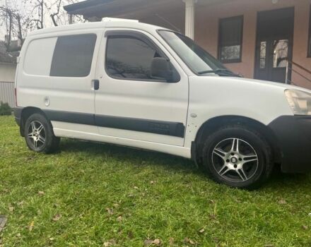 Білий Сітроен Берлінго, об'ємом двигуна 1.6 л та пробігом 321 тис. км за 4150 $, фото 1 на Automoto.ua