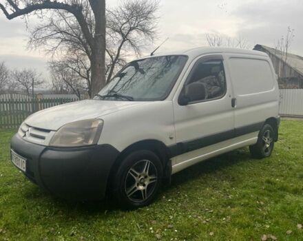 Білий Сітроен Берлінго, об'ємом двигуна 1.6 л та пробігом 321 тис. км за 4150 $, фото 2 на Automoto.ua