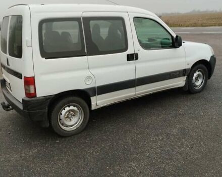 Білий Сітроен Берлінго, об'ємом двигуна 2 л та пробігом 151 тис. км за 4200 $, фото 2 на Automoto.ua