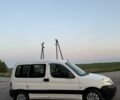 Белый Ситроен Берлинго, объемом двигателя 1.6 л и пробегом 370 тыс. км за 3700 $, фото 3 на Automoto.ua