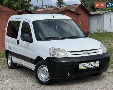 Белый Ситроен Берлинго, объемом двигателя 1.6 л и пробегом 286 тыс. км за 3590 $, фото 6 на Automoto.ua