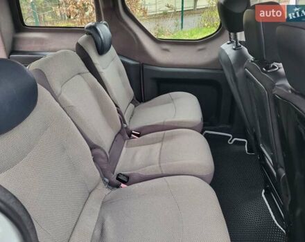 Белый Ситроен Берлинго, объемом двигателя 1.6 л и пробегом 237 тыс. км за 5999 $, фото 34 на Automoto.ua