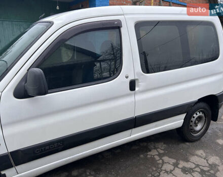 Белый Ситроен Берлинго, объемом двигателя 1.56 л и пробегом 313 тыс. км за 3400 $, фото 11 на Automoto.ua