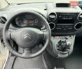 Белый Ситроен Берлинго, объемом двигателя 1.6 л и пробегом 274 тыс. км за 5750 $, фото 16 на Automoto.ua