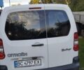 Ситроен Берлинго 2008 в Львове на Automoto.ua Белый Ситроен Берлинго, объемом двигателя 1.56 л и пробегом 239 тыс. км за 6000 $, фото 4 на Automoto.ua