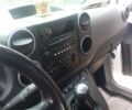 Білий Сітроен Берлінго, об'ємом двигуна 1.6 л та пробігом 280 тис. км за 5700 $, фото 12 на Automoto.ua