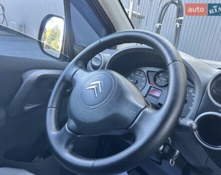 Белый Ситроен Берлинго, объемом двигателя 1.56 л и пробегом 263 тыс. км за 5690 $, фото 57 на Automoto.ua