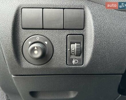 Белый Ситроен Берлинго, объемом двигателя 1.6 л и пробегом 274 тыс. км за 5750 $, фото 13 на Automoto.ua