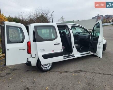 Белый Ситроен Берлинго, объемом двигателя 1.6 л и пробегом 237 тыс. км за 5999 $, фото 25 на Automoto.ua