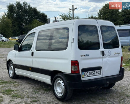 Белый Ситроен Берлинго, объемом двигателя 1.6 л и пробегом 286 тыс. км за 3590 $, фото 9 на Automoto.ua