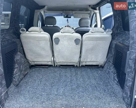 Белый Ситроен Берлинго, объемом двигателя 1.56 л и пробегом 263 тыс. км за 5690 $, фото 70 на Automoto.ua