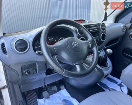 Белый Ситроен Берлинго, объемом двигателя 1.56 л и пробегом 263 тыс. км за 5690 $, фото 49 на Automoto.ua