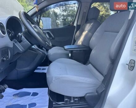 Белый Ситроен Берлинго, объемом двигателя 1.56 л и пробегом 263 тыс. км за 5690 $, фото 47 на Automoto.ua