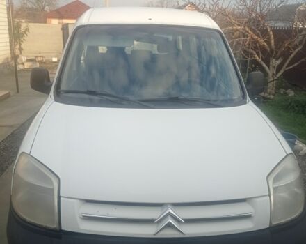 Белый Ситроен Берлинго, объемом двигателя 1.6 л и пробегом 250 тыс. км за 2600 $, фото 4 на Automoto.ua