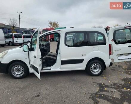 Белый Ситроен Берлинго, объемом двигателя 1.6 л и пробегом 237 тыс. км за 5999 $, фото 19 на Automoto.ua